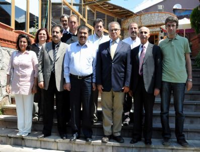 OSMAN COŞKUNOĞLU - Chp Milletvekili Coşkunoğlu Derici Esnafının Sorunlarını Dinledi