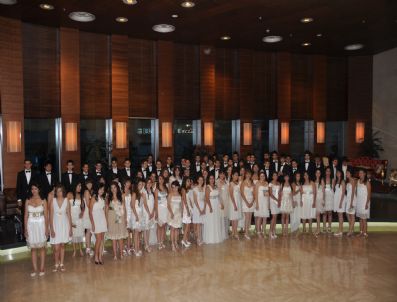 İLKÖĞRETİM MÜDÜRÜ - Gkv İlköğretim 8. Sınıf Öğrencileri Baloda Buluştu