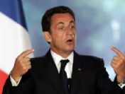 Le Monde'dan Sarkozy'ye rest