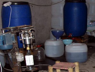 5 Bin 503 Şişe Kaçak Ve Sahte İçki Ele Geçirildi