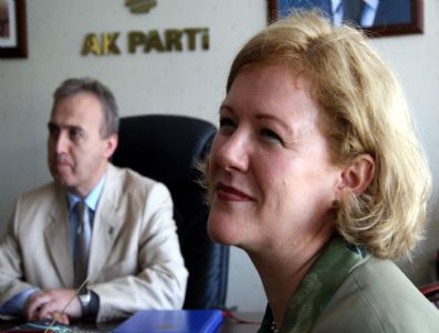 ABD BÜYÜKELÇILIĞI - Abd'li Diplomat'tan Zonguldak Çıkarması