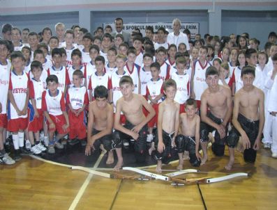 CELAL ERBAY - Düzce Belediyesi Yaz Spor Okulları Açıldı