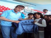 Pasinlerli Gençlerin Eşofmanları Gsim'den