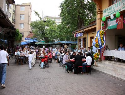 Tahtakale'de Sünnet Şöleni