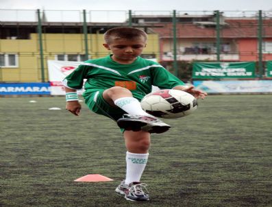 Bursa Sporda Lisanslaşıyor