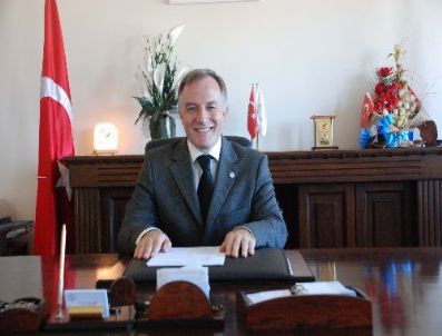 ÖĞRENCI SEÇME VE YERLEŞTIRME MERKEZI - Dekandan Kpss Açıklaması