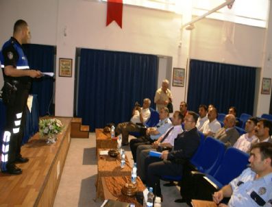 HÜSEYIN BEKTAŞ - Iğdır Emniyet Müdürlüğü Muhtarlarla Huzur Toplantısı Düzenledi