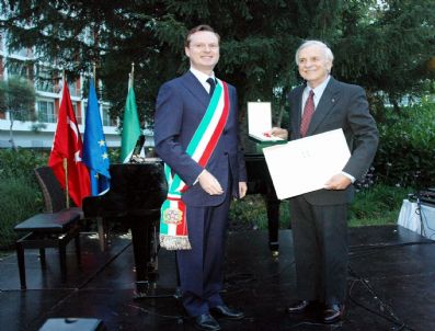 SWISS OTEL - Kaya Tuncer'e İtalyan Cumhurbaşkanı Tarafından Şövalye Unvanı Verildi