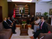Kaymakam Ve Belediye Başkanlarından Vali Büyük'e Ziyaret