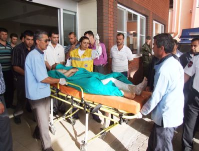 Taziyeden Dönen Aile Kaza Yaptı: 1 Ölü, 5 Yaralı