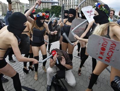 Ukraıne Antı-censorshıp Rally Femen