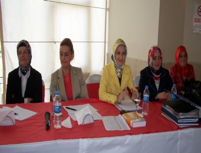 DEMOKRATIK AÇıLıM - Ak Parti Samsun Kadın Kollarına Teşkilat Eğitimi