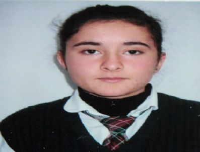 Büşra Yaşam Mücadelesini Kaybetti