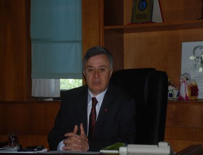 ALPER AKıNOĞLU - Çü Rektörü Prof. Dr. Alper Akınoğlu: 'Adana Göç Alan Değil, Göç Veren Kent'