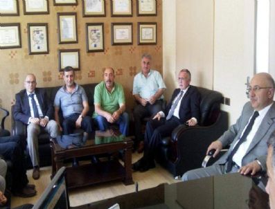 SADIK YAKUT - Ak Partili Vekiller, Yeni Sanayi Esnafıyla Buluştu