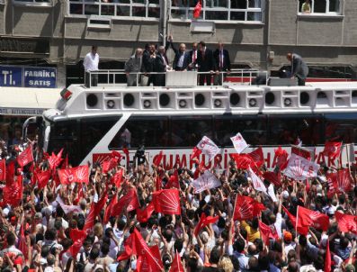 KÜPLÜ - Kılıçdaroğlu Bir Günde 7 Yerde Miting Yaptı