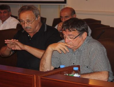 ŞENYURT - Küçük Millet Meclisi'nde Gergin Toplantı