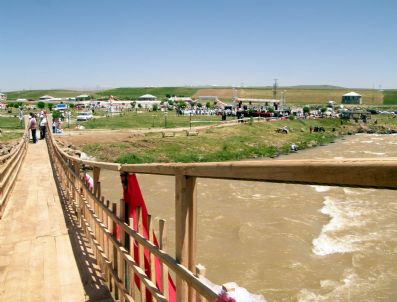 ALASKA - Erciş İnci Kefali Göçü Kültür Sanat Festivali başladı