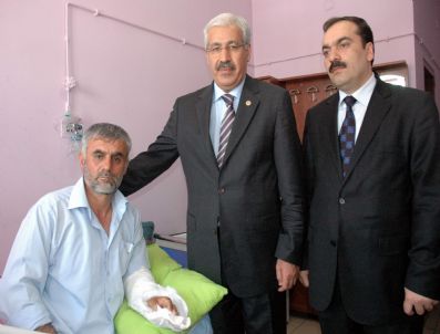 MUSTAFA BİLİCİ - Ak Partili Dinçer'den Gazze Gönüllüsüne Ziyaret