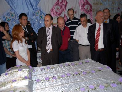 ABDULLAH ÇIFTÇI - Çukurca'da Yılsonu Sergisi