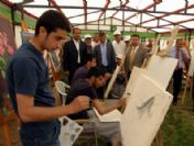 Erciş İnci Kefali Göçü Kültür-sanat Festivali Kapsamında Resim Yarışması Düzenlendi