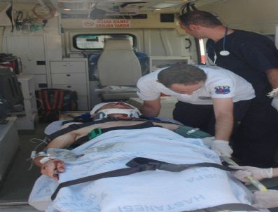 MIKAIL ASLAN - Kolu Kopan Genç, Ambulans Helikopterle Adana'ya Götürüldü