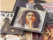 Müzik sektörü tam anlamıyla dibe vurdu