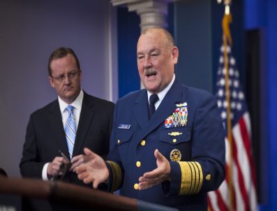 Usa Admıral Allen At Whıte House Brıefıng