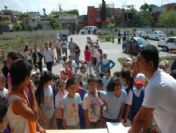 381 Çocuğa Spor Kıyafeti Yardımı