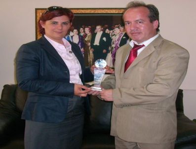 KADIR DAŞ - Çerçioğlu Ege'de 'Yılın Belediye Başkanı' Seçildi