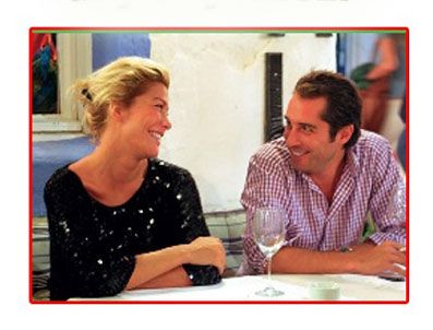 DENİZ AKKAYA - Deniz, Efe'den dayak yemez!