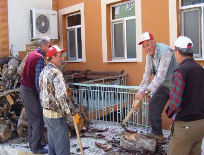 HÜSEYİN KORKUT - Hisarcık'ta Hayır Ekibi