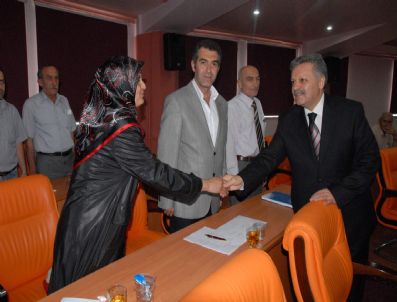 KAMIL UĞURLU - Vali Kahraman, Belediye Meclisini Ziyaret Etti