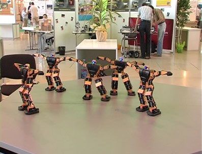 Robotların dansı ilgiyle izlendi