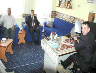 MUAMMER TÜRKER - Vali Türker'den Engelliler Derneği'ne Ziyaret