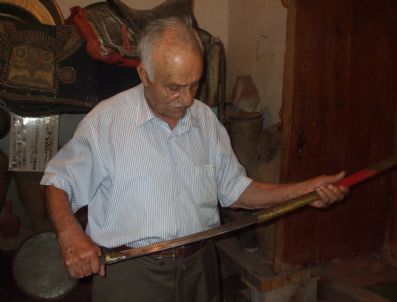 GARP - Zile Kasabasına Çanakkale Anıtı Ve Barshan Müzesi