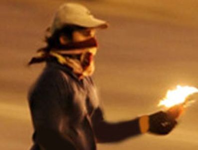 İzmir'de otobüse molotoflu saldırı