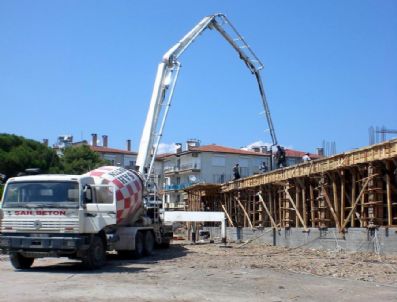 Ayvalık'ta Okul İnşaatı Rekora Koşuyor