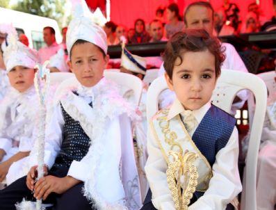 Bursa'da Toplu Sünnet Şöleni