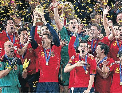 KING JUAN CARLOS - İspanya Milli Takımı kafilesi ülkesine döndü