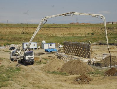 Merzifon'da Çöp Döküm Merkezi İnşaatı Devam Ediyor