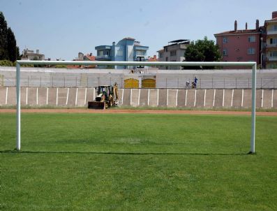 ÖMER AYDıN - Balıkesir Atatürk Stadı Tadilata Girdi