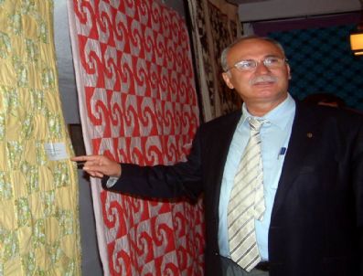 FIKRET AKOVA - Burhaniye'de Kırkyama Sergisi