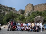 Irak Ve Suriye'den Gelen Türkmen Gençler Kozan'da