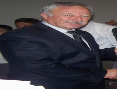 ERDOĞAN AYATA - Milli Eğitim Müdüründen Tekden Birinciliklerine Tebrik