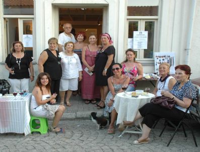 KADİR İNANIR - Kadıköy Sanatçılar Derneği Üyelerinden Bozcaada'da Sergi