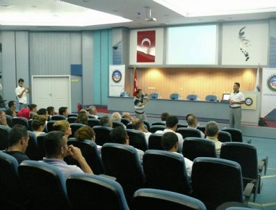 TEVEKKÜL - Osb'de Stres Yönetimi Becerileri Konferansı Düzenlendi