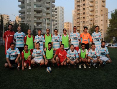 Polisler, Gazetecilere Gol Yağdırdı