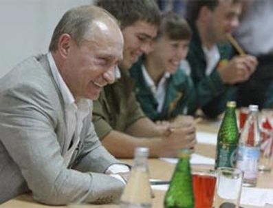 Rusya'nın gariban başbakanı: Putin
