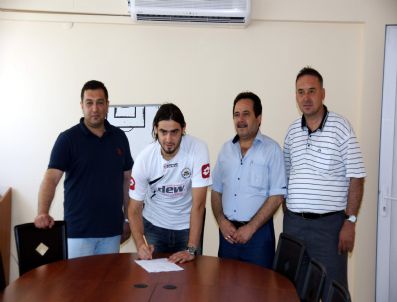 KARSSPOR - Nazilli Belediyespor'da Transfer Çalışmaları